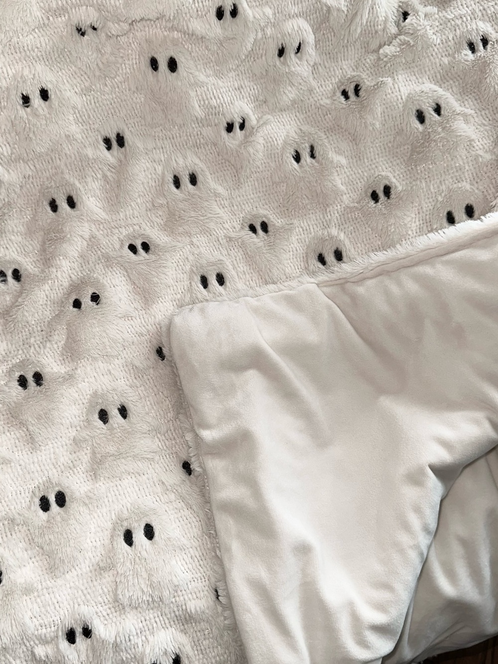 Viral TikTok Costco Ghost Throw